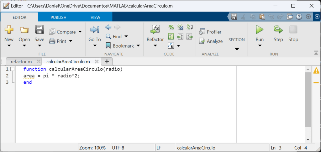 Editor de MATLAB con la función generada en un archivo externo
