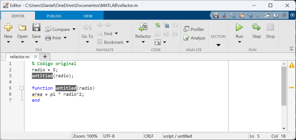 Editor de MATLAB tras extraer una función
