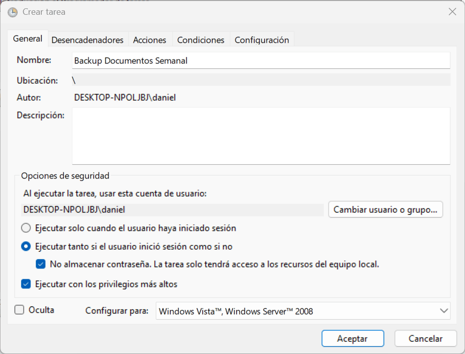 Ventana de creación de tarea en Windows mostrando la pestaña General con nombre personalizado, opción "Ejecutar con los privilegios más altos" marcada y versión del sistema seleccionada.