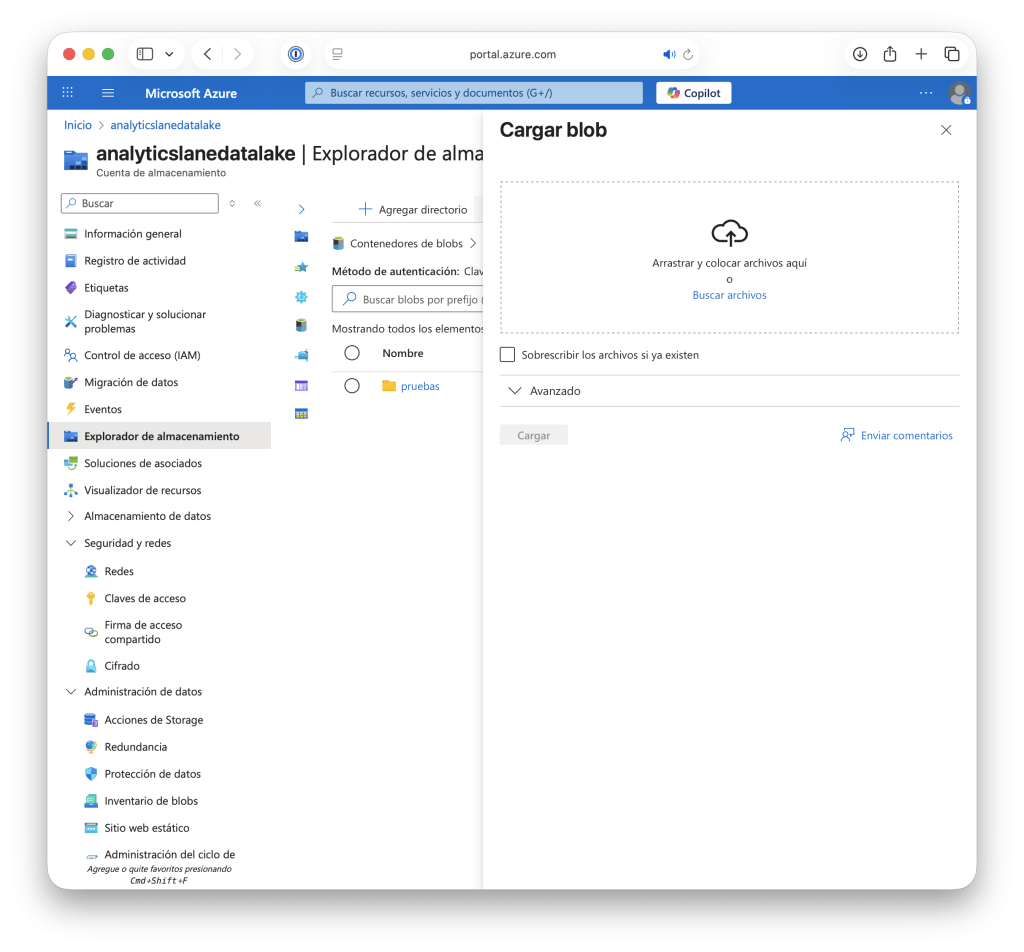 Ventana en la que se pueden cargar datos de forma manual en un Data Lake de Azure