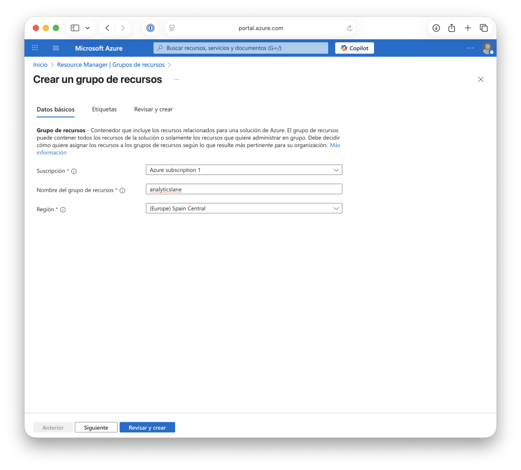 Captura de pantalla de Azure en la que se crea un Grupo de Recursos